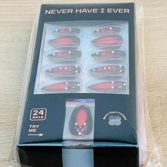 NWT Never Have I Ever Press On Nails in "Strap Tease" / Whimsigoth / Maximalism - Picture 4 of 8